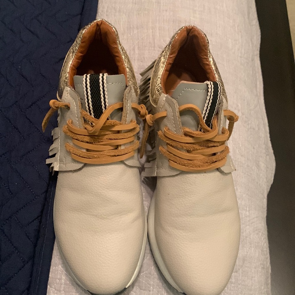 Like New, Women’s sneakers with fringe, size 7.5, cream color